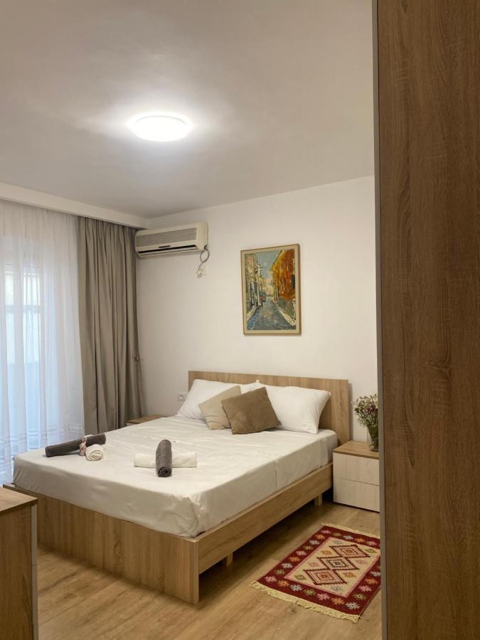 Central Welcoming Apartment In Tirana Buitenkant foto